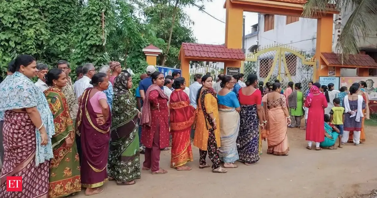 No repoll ordered in Tamil Nadu, West Bengal: EC officials