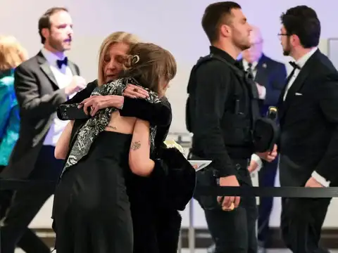 Emotional Embraces Outside the Correspondents' Dinner