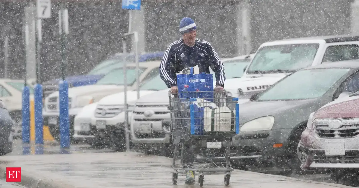 Heavy snow warning, strong winds forecast for Colorado, Wyoming, western parts of U.S for Sunday night, Monday morning. Check details here