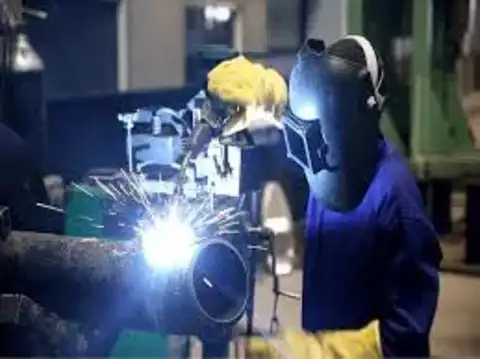Dee Development Engineers
