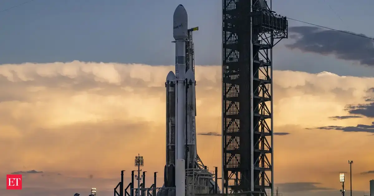 SpaceX delays Falcon heavy launch of ViaSat-3 F3 after weather scrub