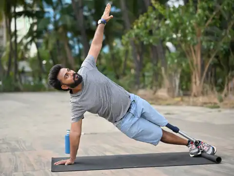 Side Plank with a "T-Reach"