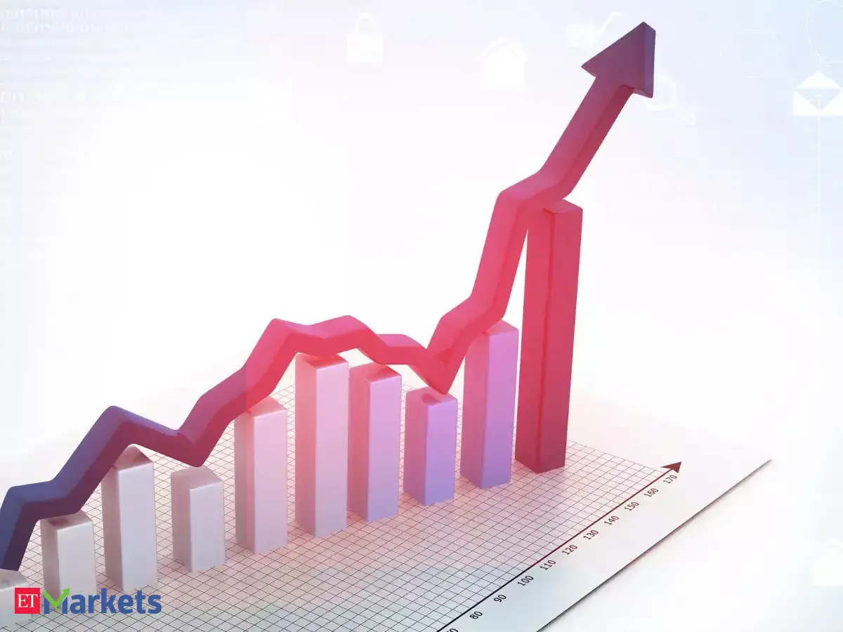ITC among 4 stocks flashing bullish signals, hinting at a possible uptrend