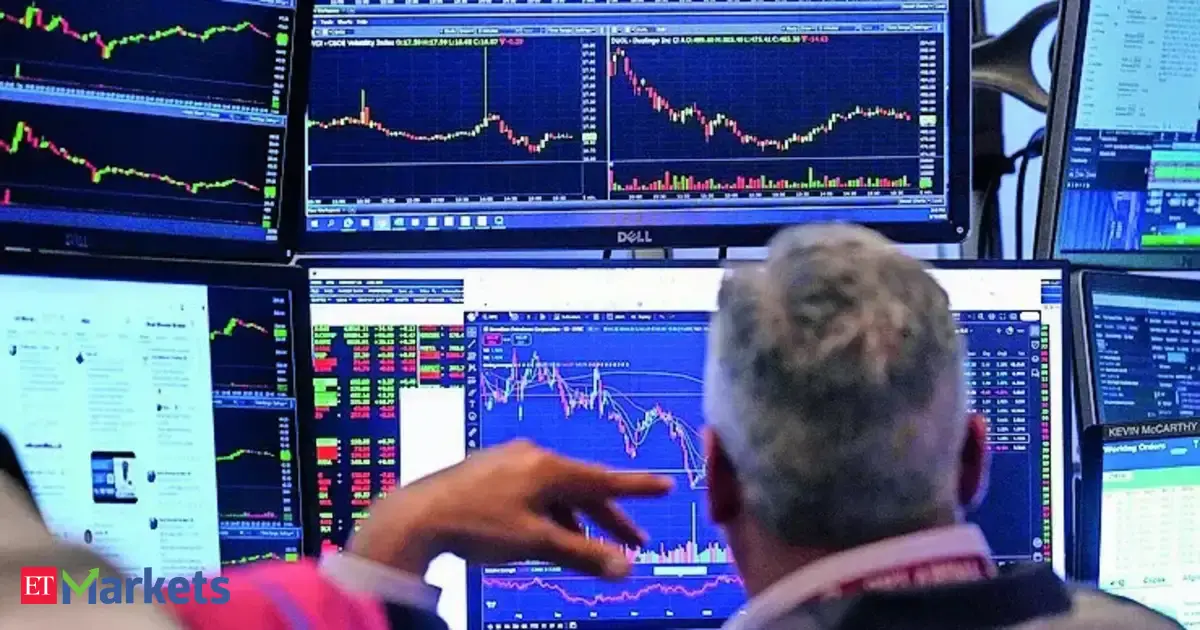 US stocks today: US market ends higher, S&P 500, Nasdaq notch biggest monthly gains in years