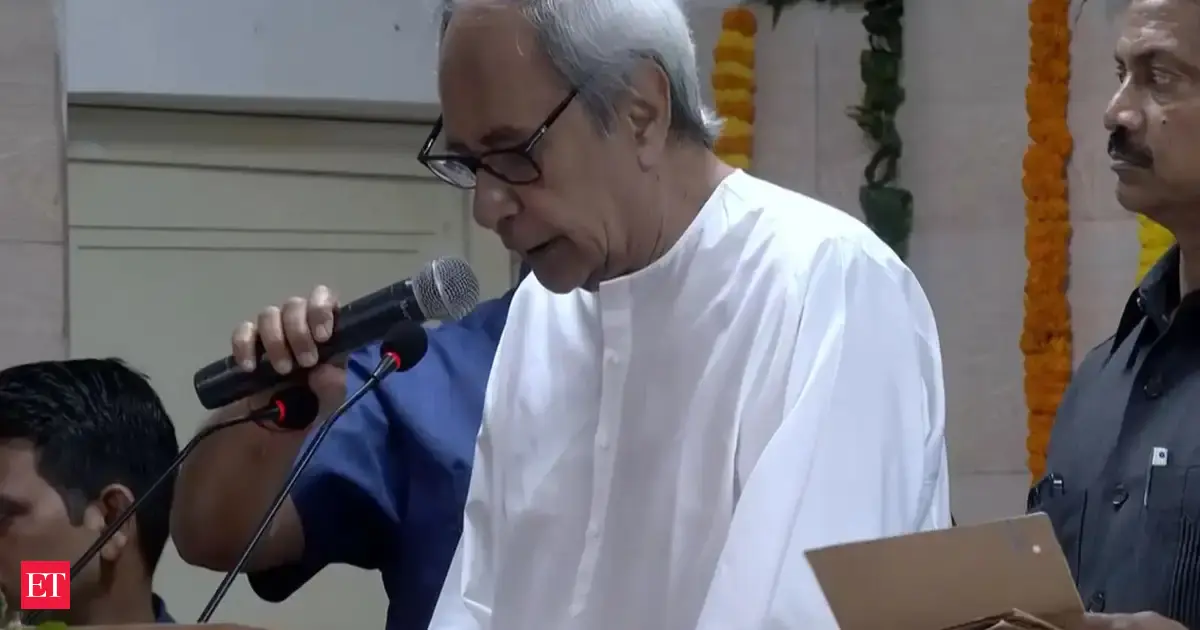 Workers should receive minimum wage of Rs 800, says Naveen Patnaik; slams BJP over welfare  neglect