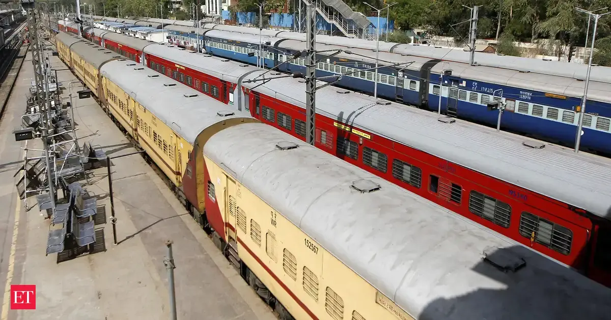 Jharkhand CM Soren flags 'unacceptable condition' of Chandil–Tata railway section