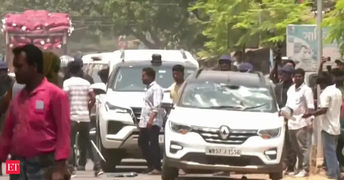 West Bengal elections: Ruckus outside counting centre in Mamata's constituency, TMC claims entry of car wi