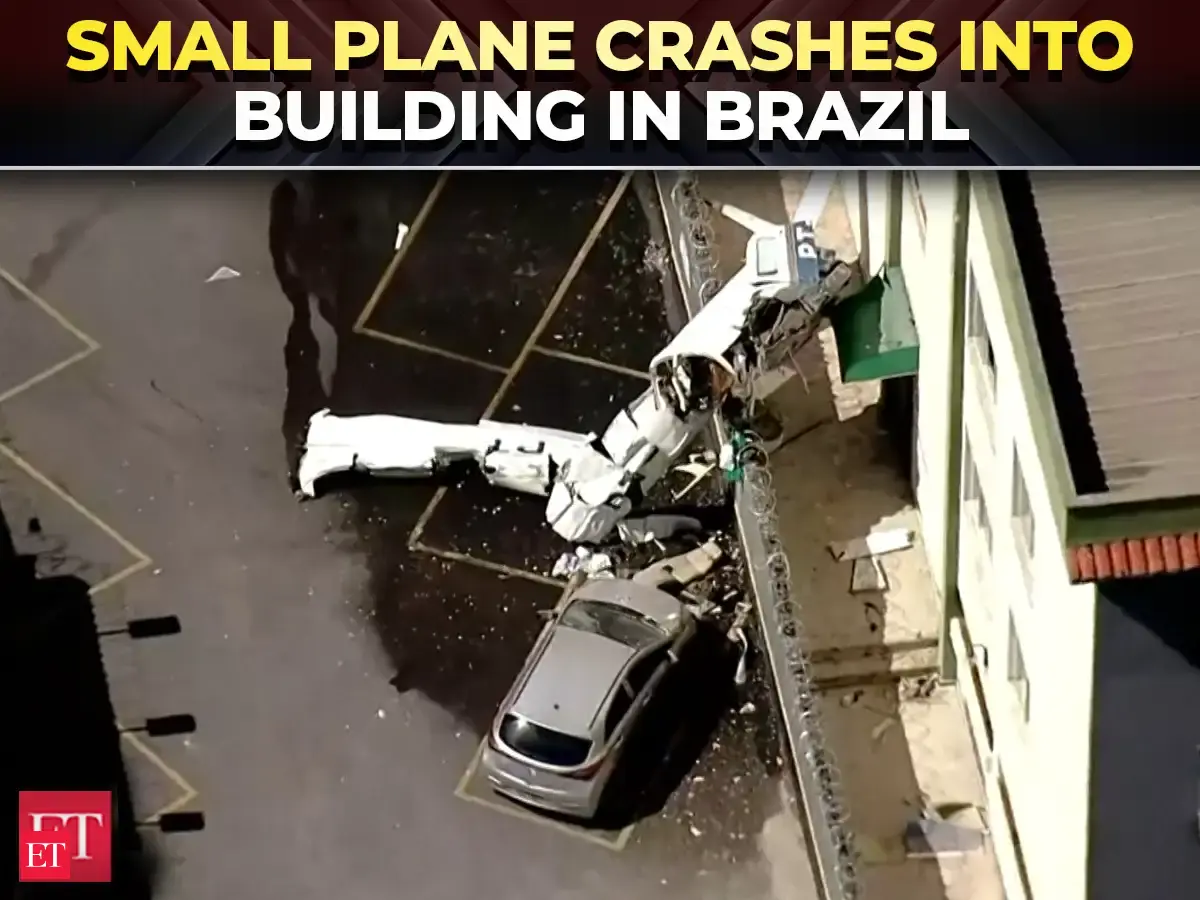 Small plane crashes into building in Belo Horizonte, Brazil; leaves at least two dead