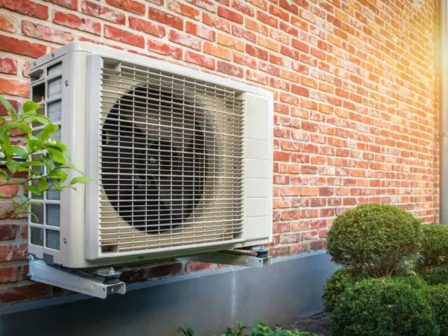 6 easy ways: How to prevent AC from overheating and exploding - Use a ...