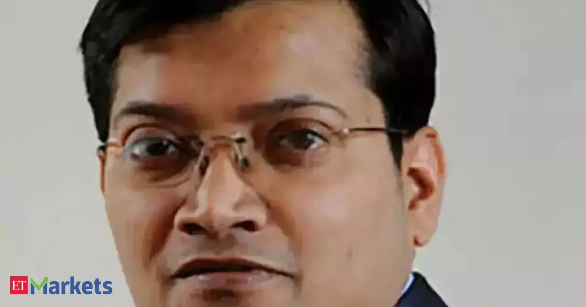 Energy, banks, EMS stand out as key bets in volatile market: Manish Sonthalia