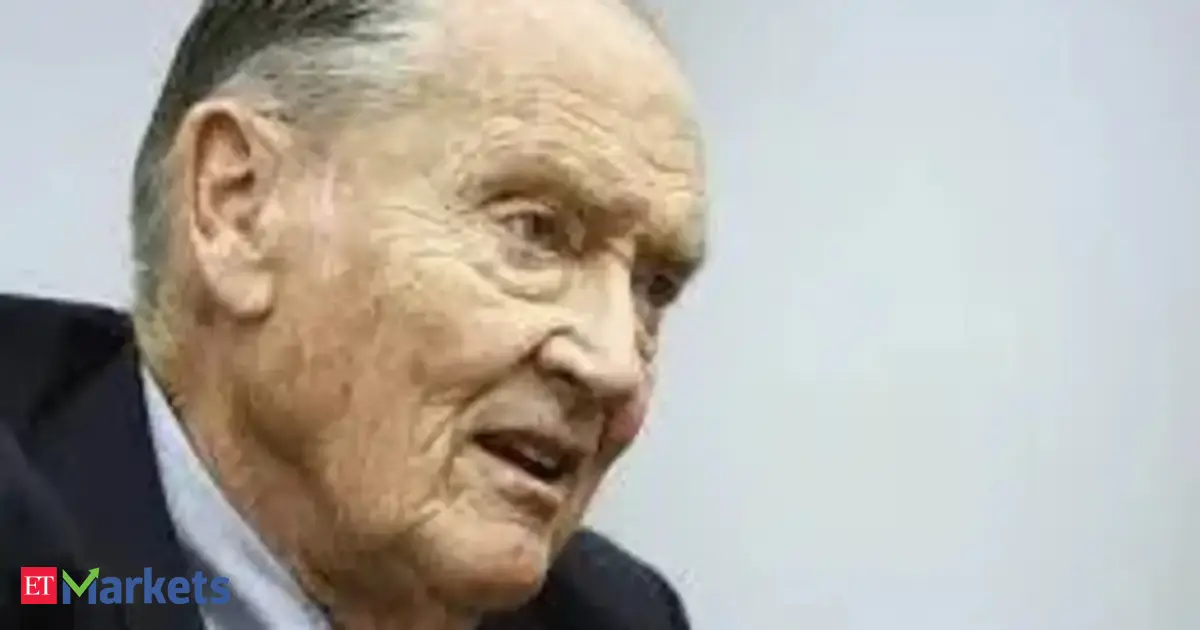 Quote of the day by John Bogle:  We deceive ourselves when we believe that past stock market return patter