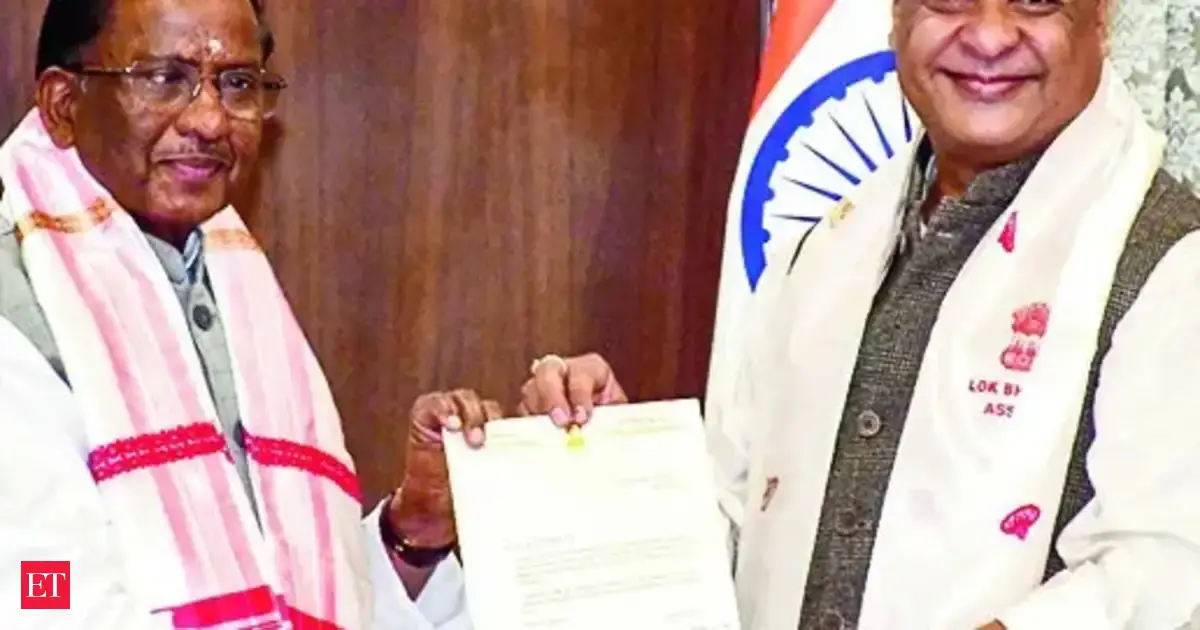 https://img.etimg.com/thumb/msid-130868109,width-1200,height-630,imgsize-41004,overlay-economictimes/articleshow.jpg