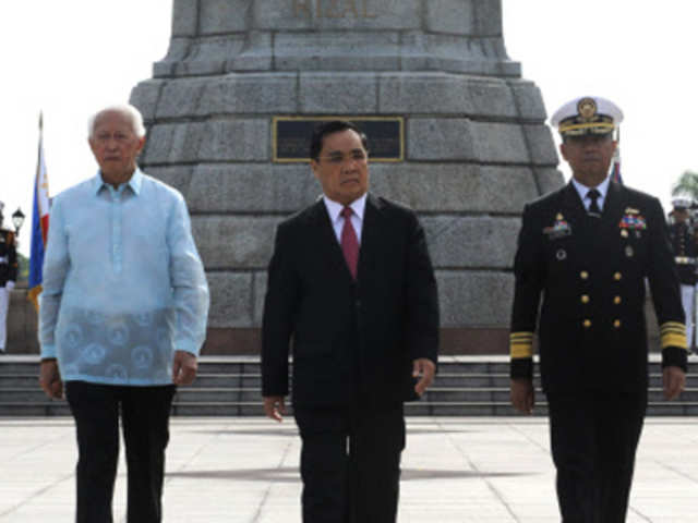 Laos Prime Minister Thongsing Thammavong in Manila