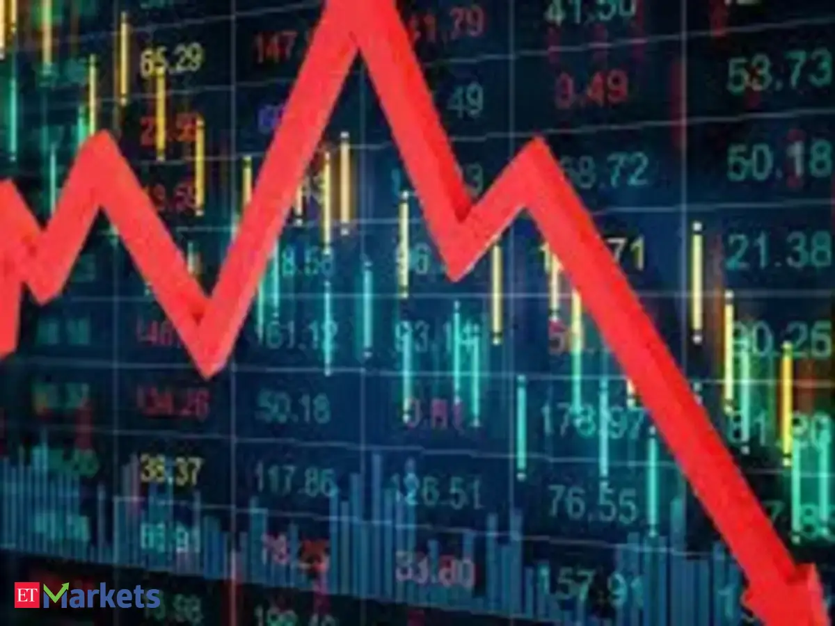 Bajaj Auto and 5 other stocks hit a 52-week high, rally up to 22% in a month - The Economic Times