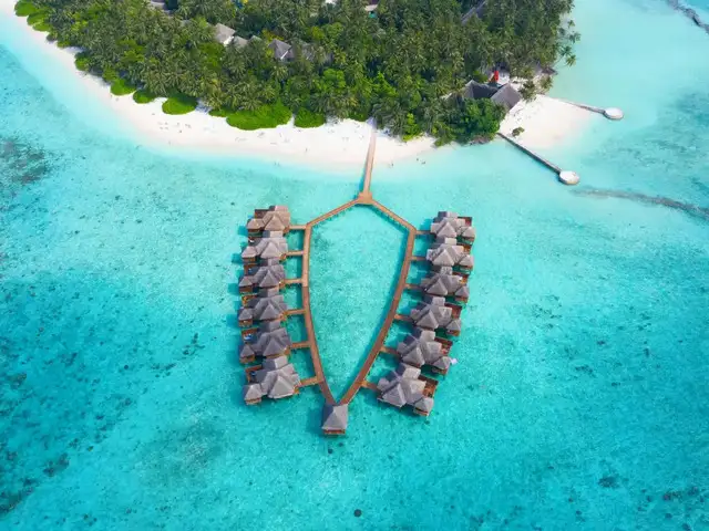 Visiting only one island