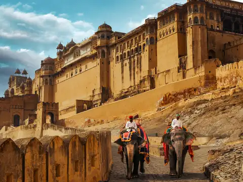 Rajasthan desert cities experience extreme summer heatwaves