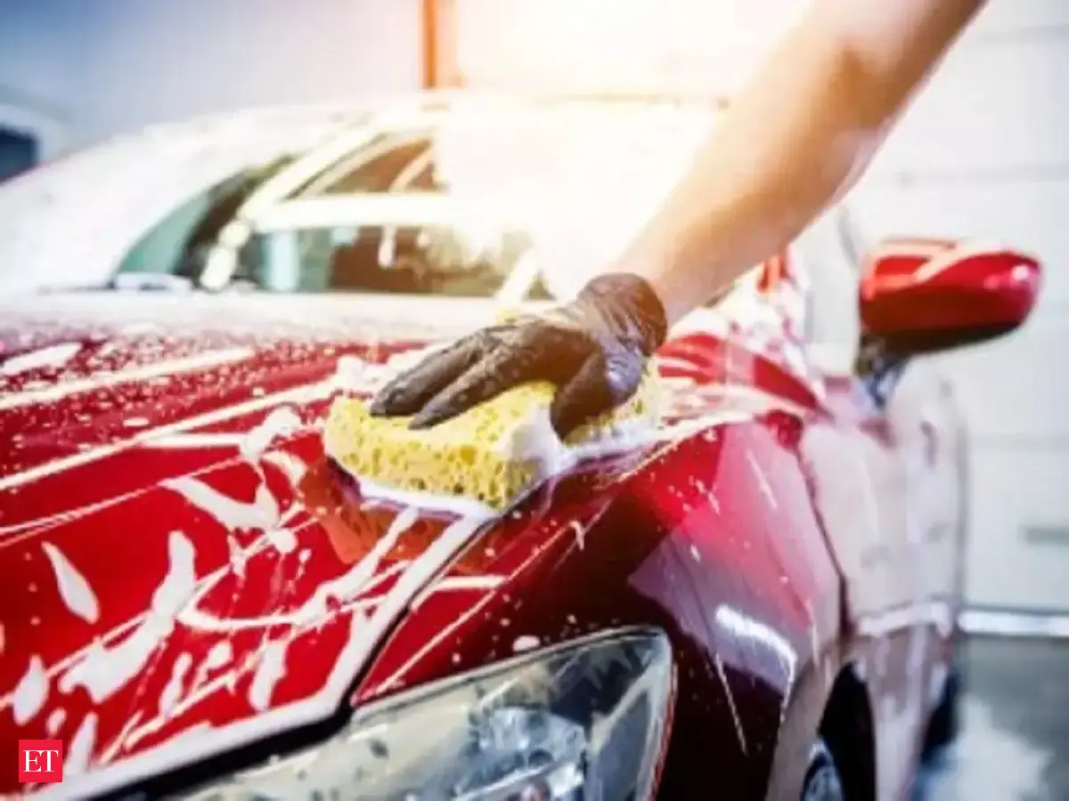The Car Wash Rule Most Drivers Ignore Until the Paint Starts Looking Tired