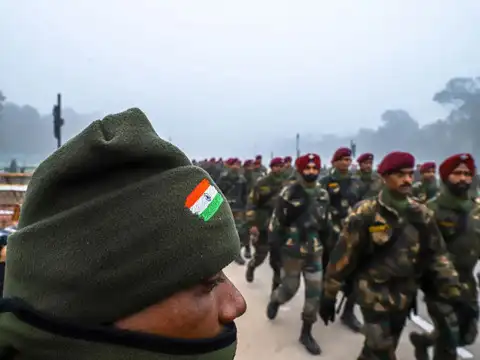 8th pay commission salary: Rs 69,000 minimum pay demand from defence employee body