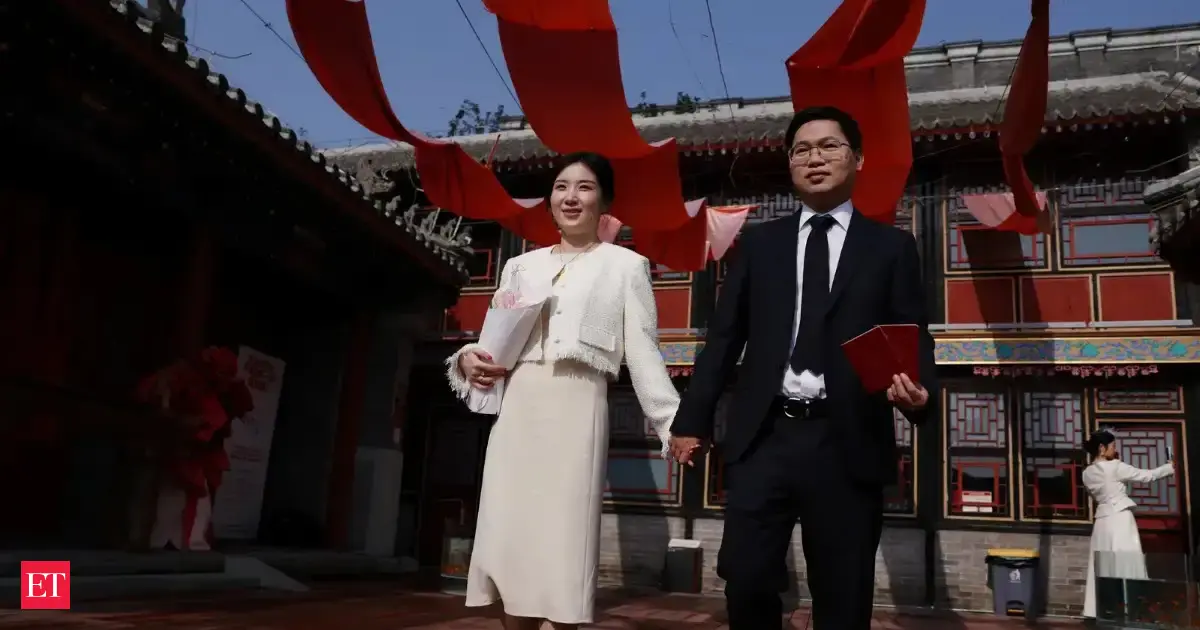 China’s marriages drop to decade low, deepening demographic concerns