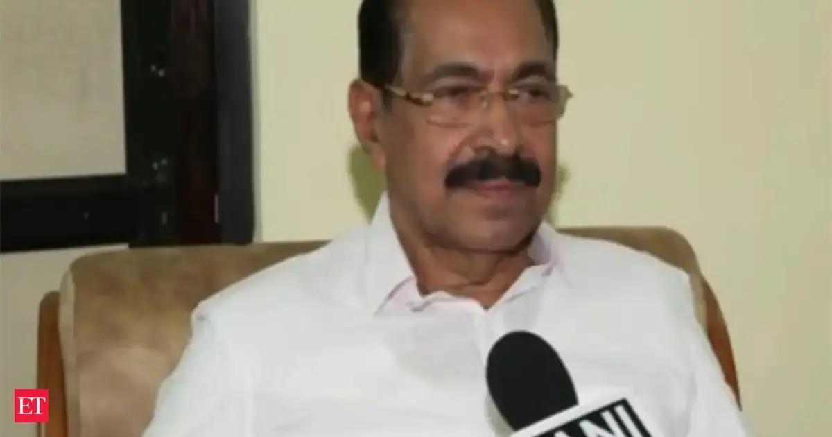 Congress high command seeks wider consultations as Kerala CM decision remains elusive