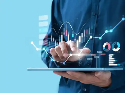 Index fund or Tech ETF? Here's the real difference