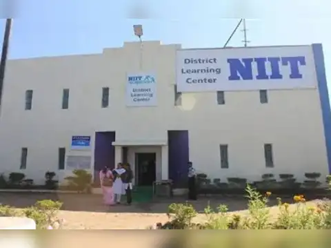 ​NIIT​