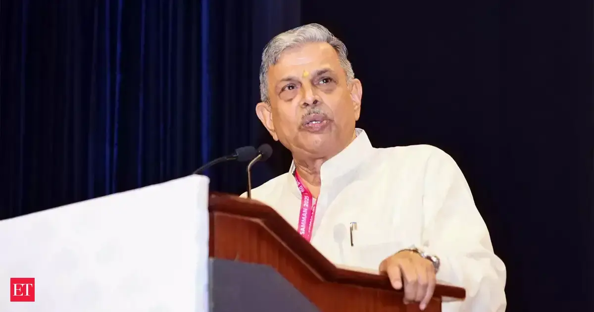 Sanatan eternal, won't go away for Udhayanidhi: RSS No.2 Hosabale