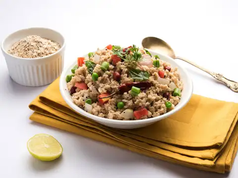 Oats Upma With Peanuts