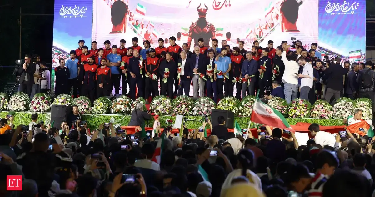 Football: Iran hold World Cup departure rally despite continuing concerns