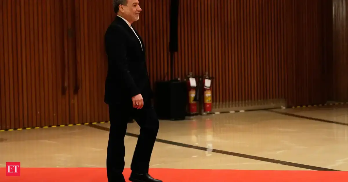 https://img.etimg.com/thumb/msid-131102012,width-1200,height-630,imgsize-79082,overlay-economictimes/articleshow.jpg