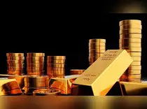 Gold heads for weekly loss on oil-driven inflation fears; markets eye Trump-Xi talks