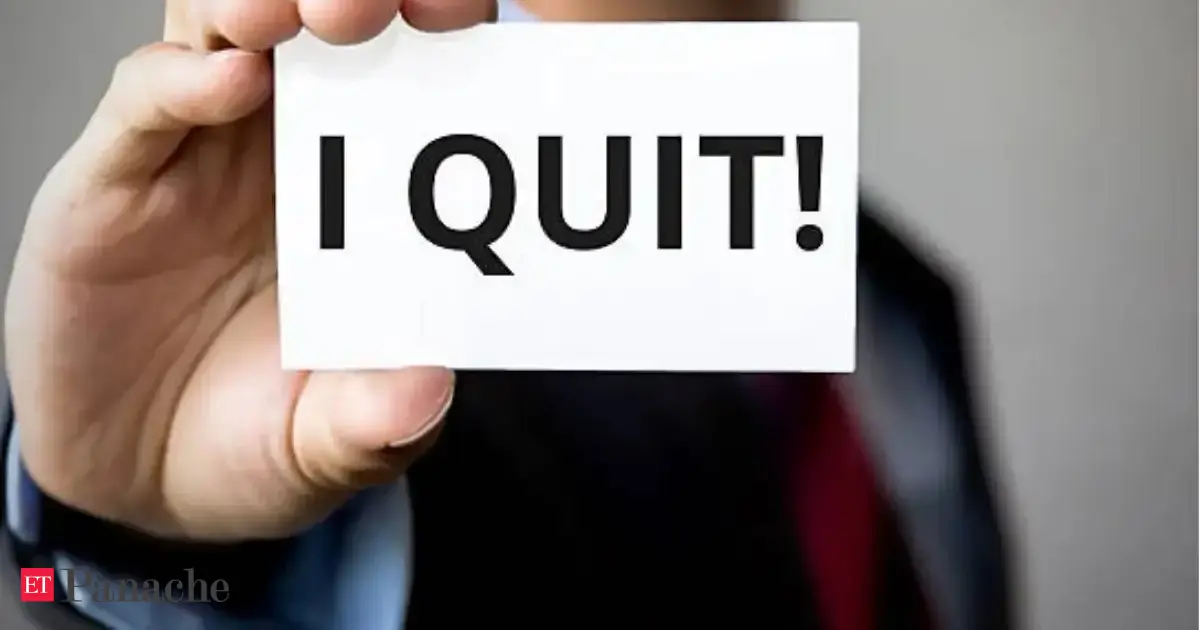 HR asks employee to reconsider his resignation. Employee refuses saying: 'You had 6 months, the new company decided in 6 days'