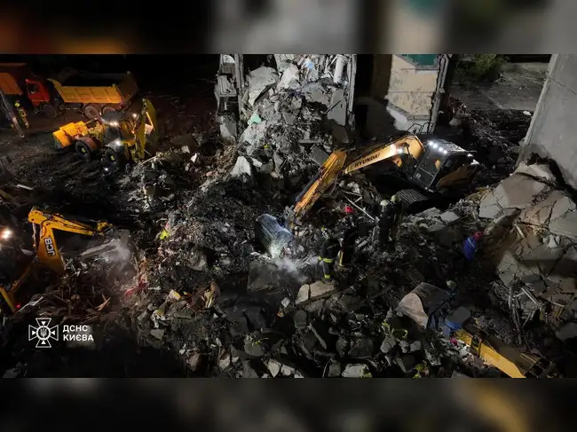 At least 4 people killed in one of largest Ukrainian drone strikes on ...