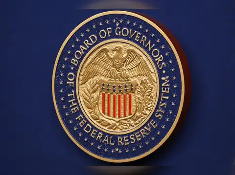 A Defining Transition for the Federal Reserve