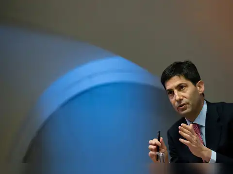 Who is Kevin Warsh?