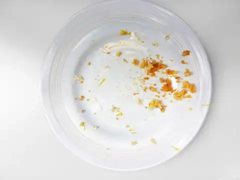Don&rsquo;t leave food crumbs or open packets overnight
