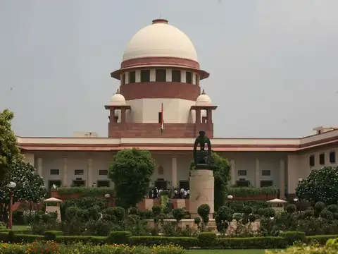 Rising court cases worry central government employees