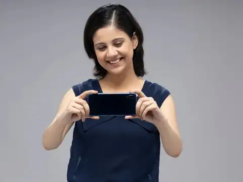 You can buy a decent smartphone under Rs 10,000