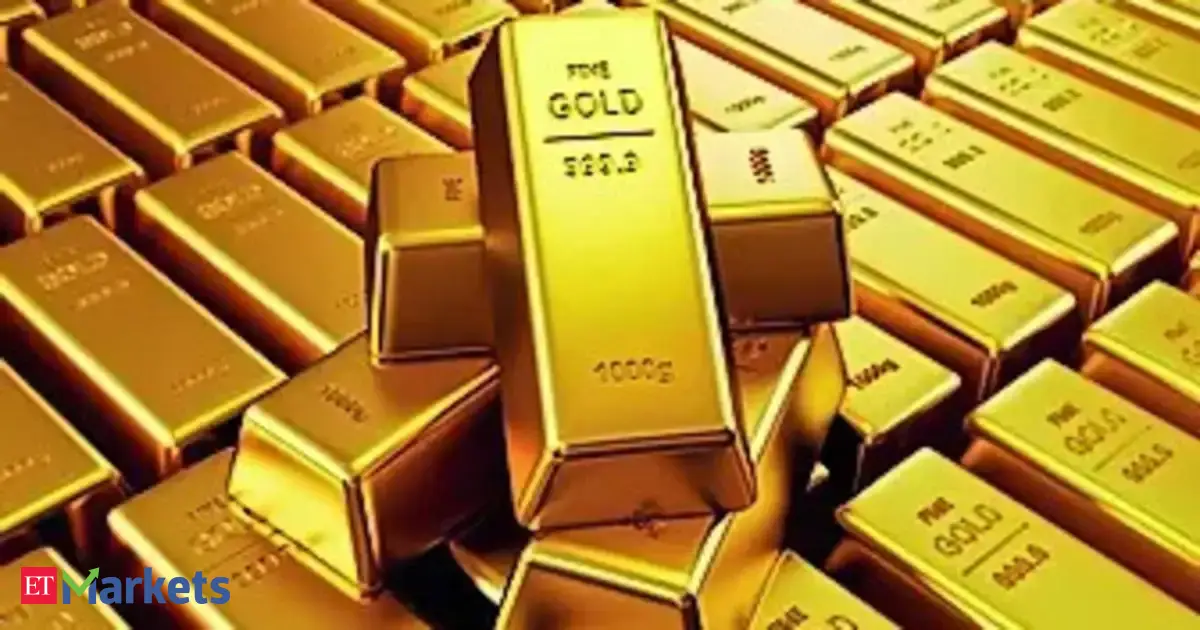 Gold slips as oil strength, interest rate worries dampen appeal