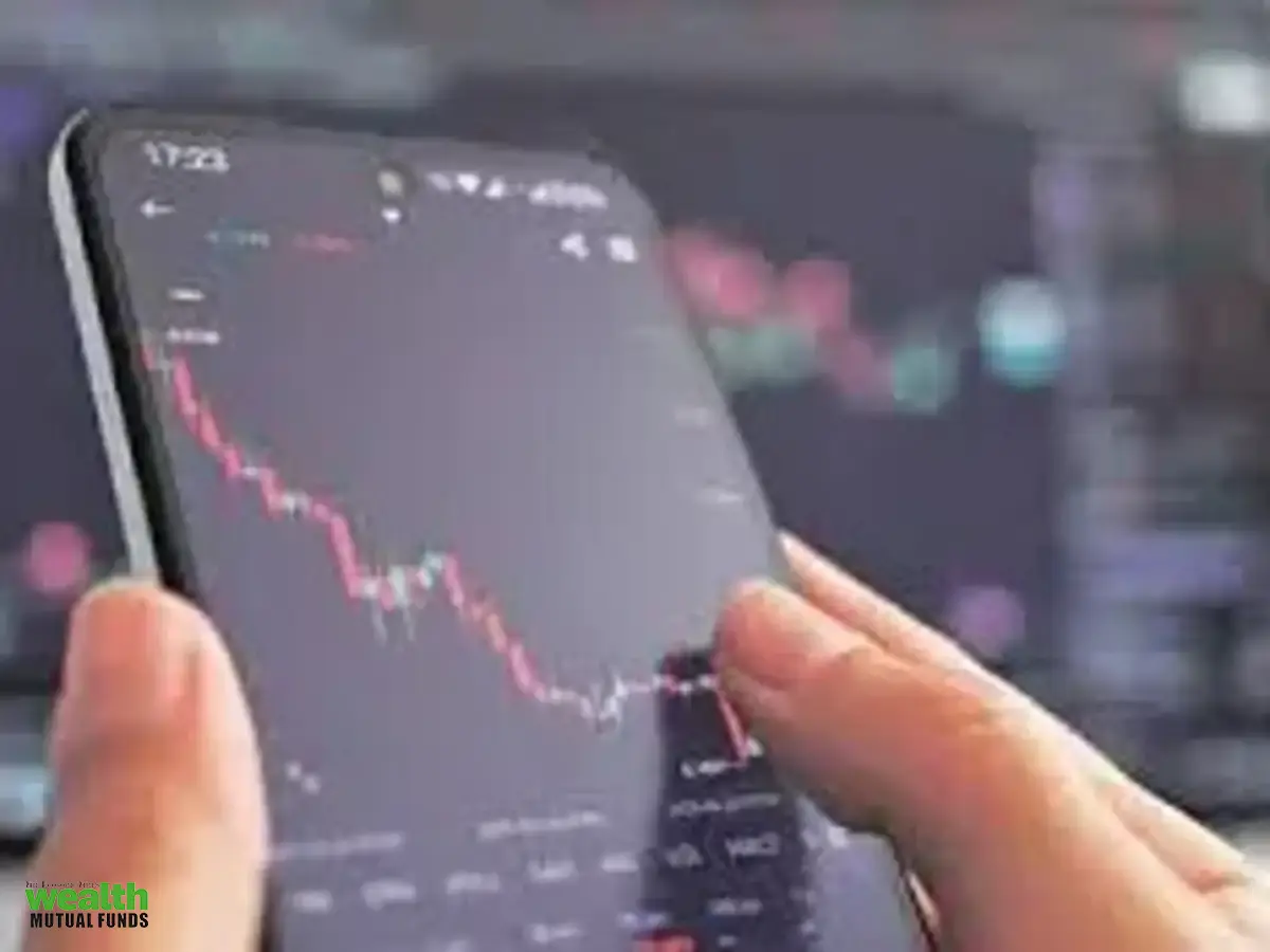 https://img.etimg.com/thumb/msid-131261953,width-1200,height-900,overlay-etwealthmutualfunds/slideshow.jpg