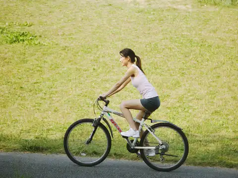 Cycling helps build endurance and burn fat
