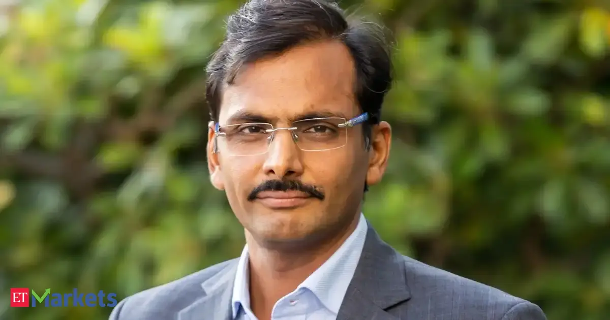 Markets to enter prolonged “drag phase,” not deep correction: Vikas Khemani