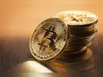 Bitcoin faces fresh selling pressure despite U.S.-Iran easing; over $400 million liquidated in 1 day
