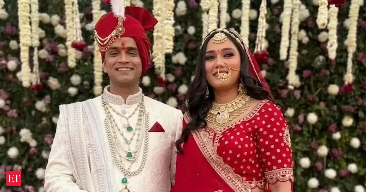https://img.etimg.com/thumb/msid-131283021,width-1200,height-630,imgsize-1927176,overlay-economictimes/articleshow.jpg