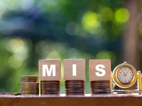 Monthly income from Rs 15 lakh investment in Post Office MIS
