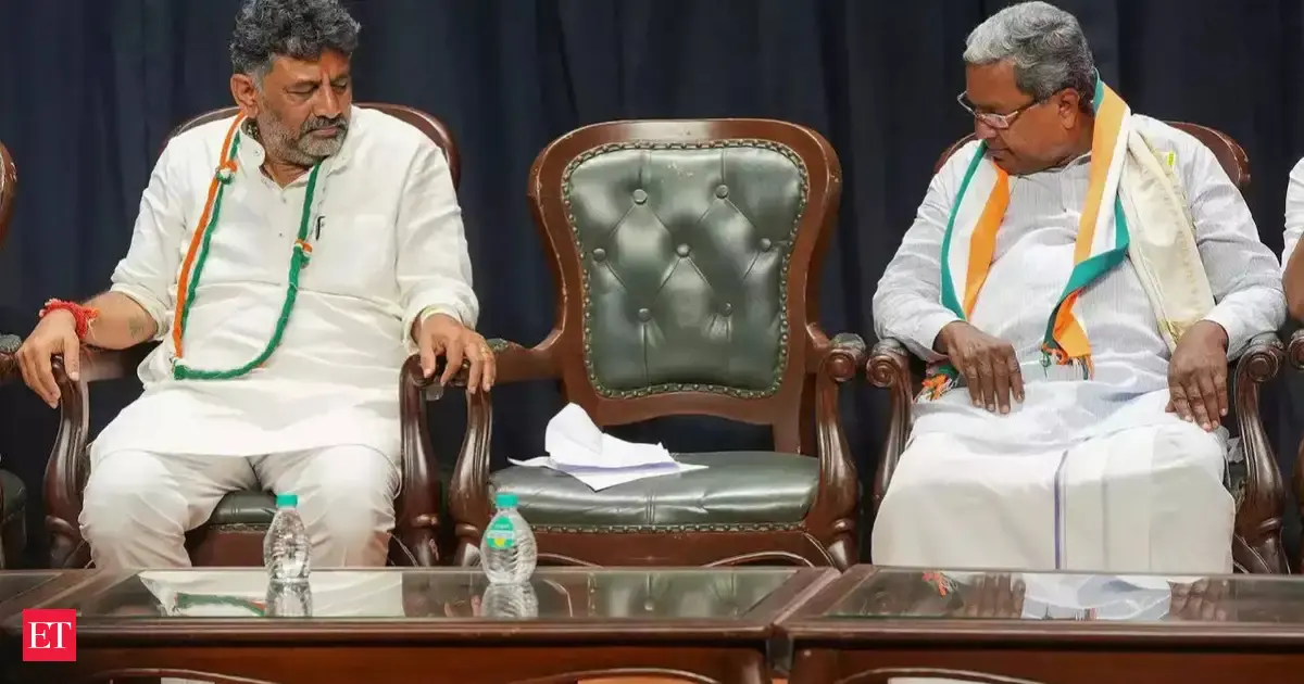 Karnataka Chief Minister throne battle nears climax as Siddaramaiah plans resignation & pave way for DK Sh