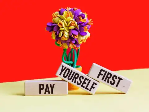 The rule that rich people swear by: Pay yourself first