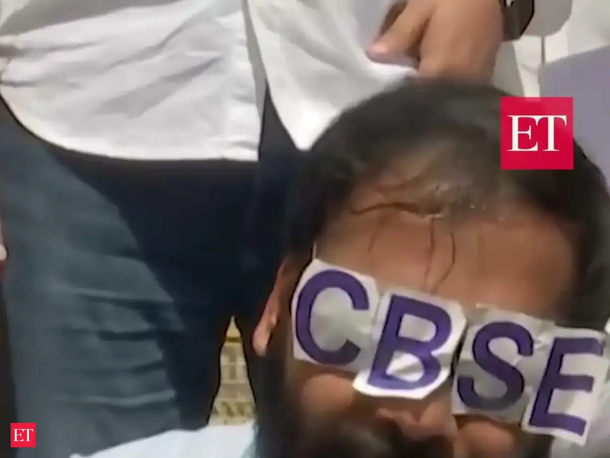 NSUI stages blindfolded protest against CBSE Class 12 OSM row