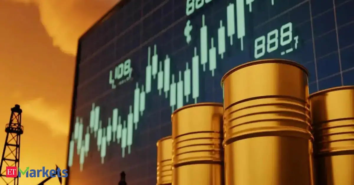 Indian bonds nudge up on oil dip; debt sale weighs