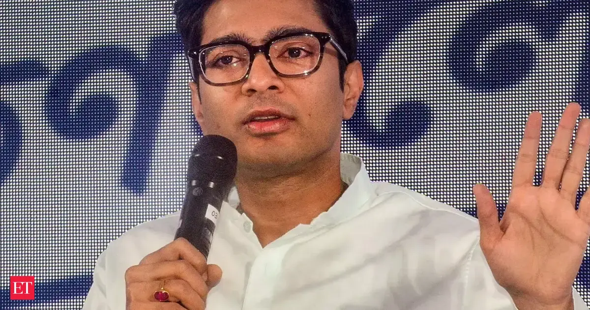 Eggs, stones thrown at Abhishek Banerjee by protesters in Sonarpur; TMC leader blames BJP